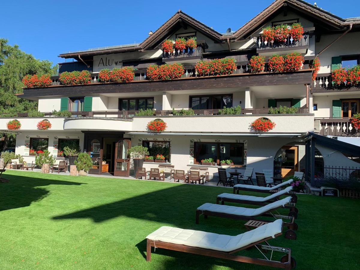 Hotel Alu Mountain Design Bormio Bagian luar foto