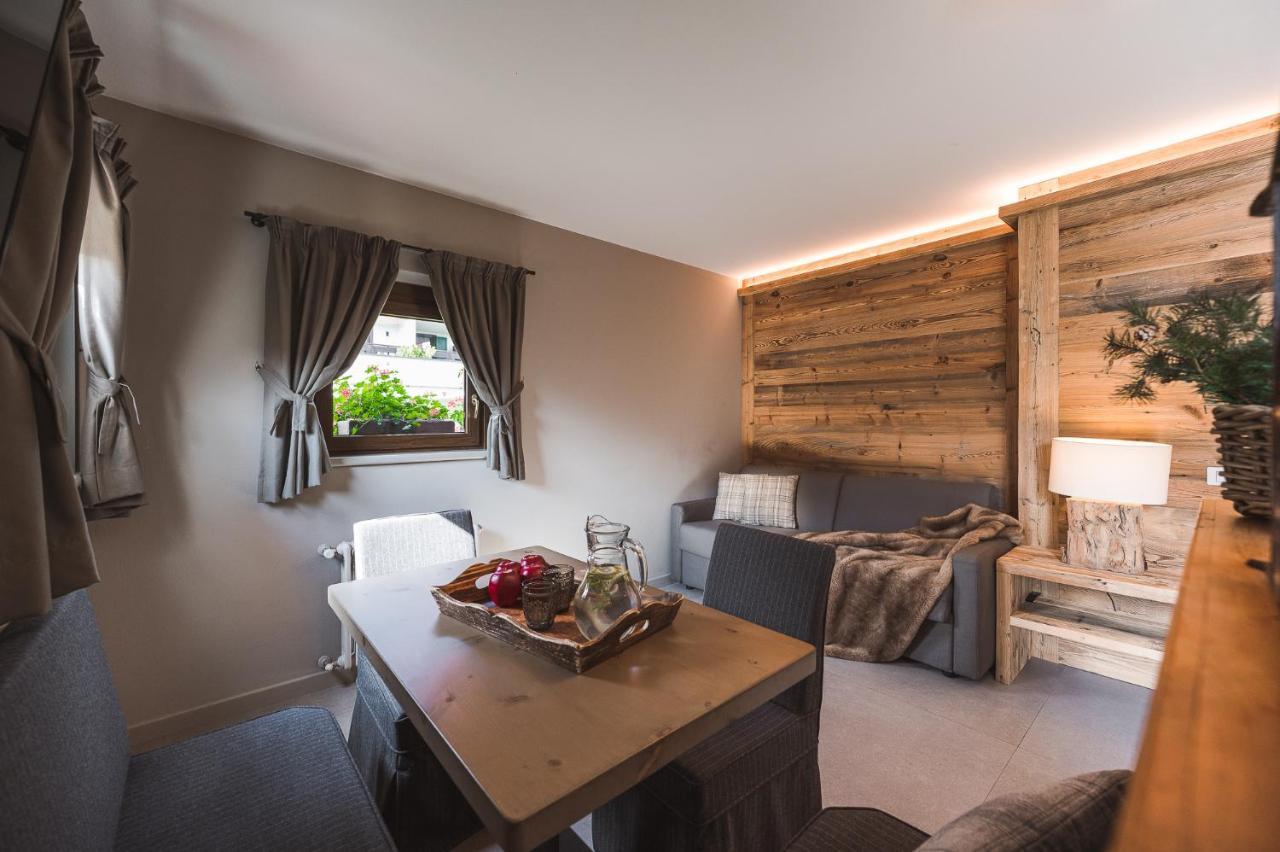 Hotel Alu Mountain Design Bormio Bagian luar foto