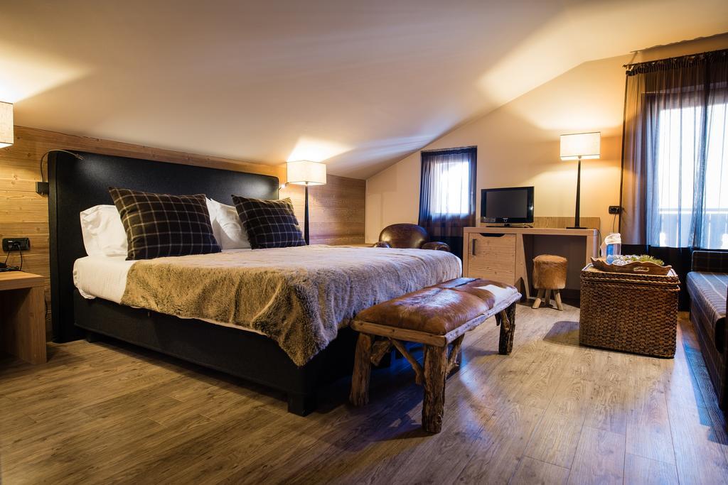 Hotel Alu Mountain Design Bormio Bagian luar foto